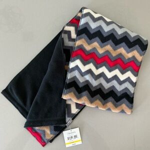 Relativity men’s scarf